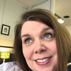 Meet your Posher, Lesa